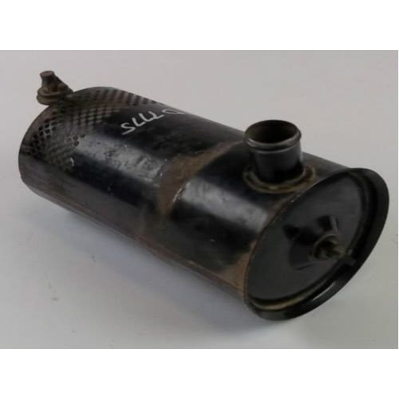 Used Air Cleaner Assembly fits John Deere 4475 5575 6675 7775 MG86518732 fits New Holland L465 L565 LS140 LS150 LX465 LX485 LX565 LX665 86518732