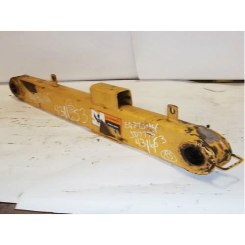 Used Boom Link Lower - RH fits John Deere 6675 7775 MG86508856 MG86590834 fits New Holland C175 L160 L170 L565 LS160 LS170 LX565 LX665 86590834