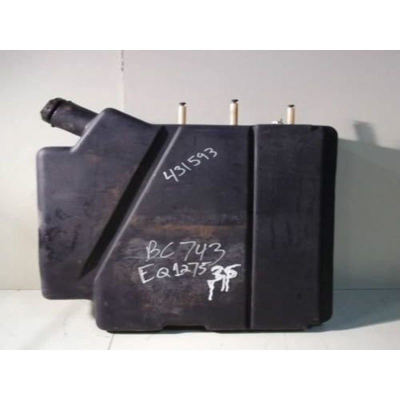 Used Fuel Tank fits Bobcat 643 542B 641 642 645 741 742 540 743 543 6567909