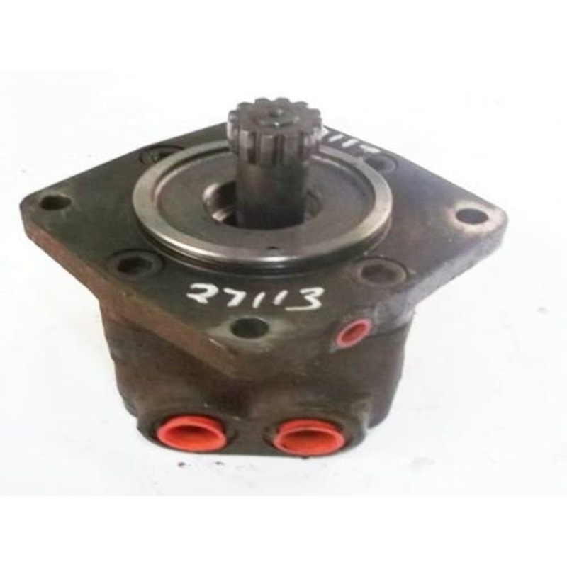 Used Hydraulic Drive Motor - Right Hand Or Left Hand fits Bobcat 742 743 645 753 653 751 6657024 6681605 6649128 161-0079-005