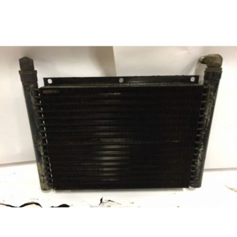Used Hydraulic Oil Cooler fits John Deere 8875 MG9829700 fits New Holland L865 LS180 LX865 LX885 9829700 90427261