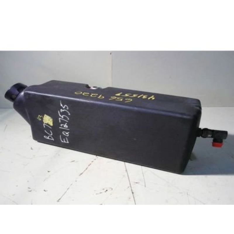 Used Hydraulic Reservoir - Nylon fits Bobcat 542B 641 642 643 645 741 742 743 543 540 6569220