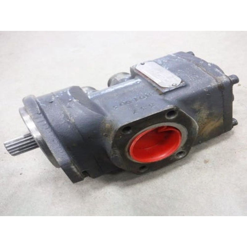 Used Standard Flow Gear Pump Assembly fits New Holland 8670 8670A 8770 8770A 8870 8870A 8970 8970A 86505862