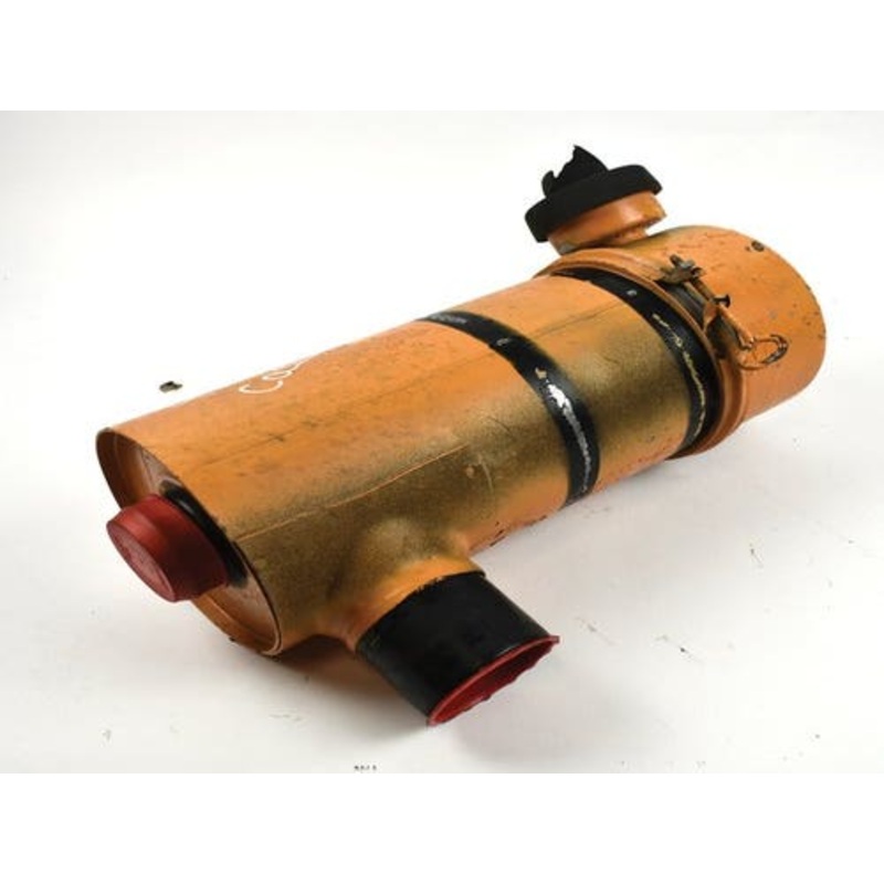 Used Air Cleaner Assembly fits Case 1840 1845C A189348