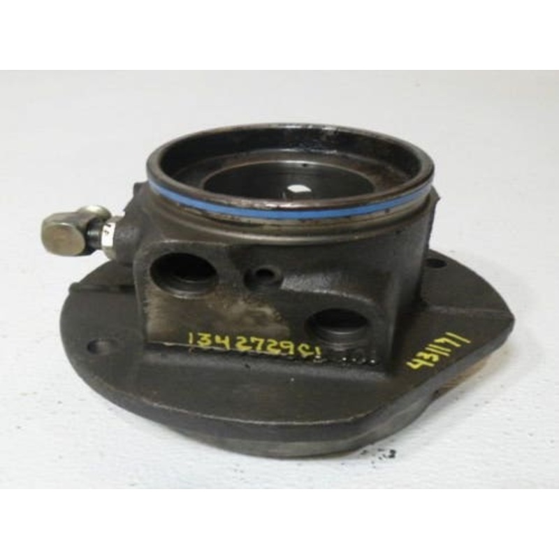 Used Bearing Cage Input Shaft fits Case IH 7110 7120 7130 7140 7150 7210 7220 7230 7240 7250 8910 8920 8930 8940 8950 1342729C1