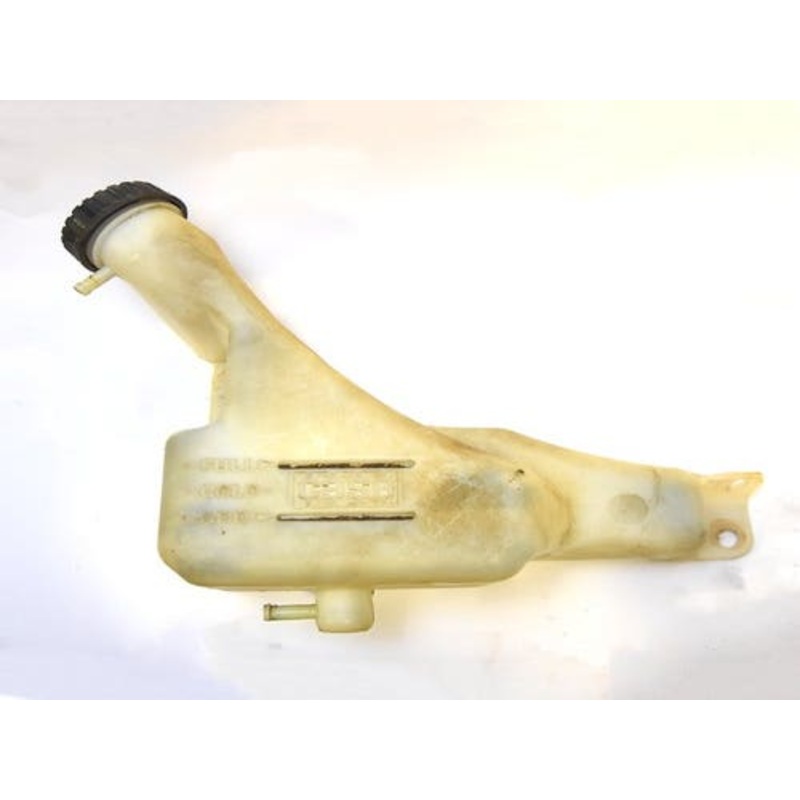 Used Coolant Recovery Reservoir fits Case 1835C 1838 1840 1845C A171805