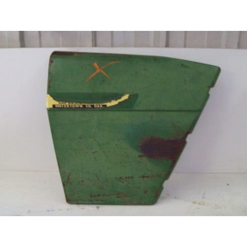 Used Cowl - Left Hand fits John Deere 2840 3030 3120 3130 AT27175