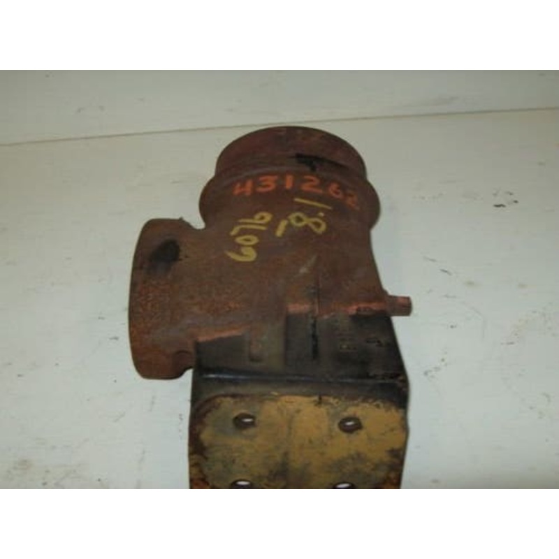 Used Elbow Exhaust Fitting fits John Deere 540E 548E 640E 748E 740 770B 772B 540E 548E 640E 644E 644G 648E 740E 748E 740 770B 772B 6076 6081 R116611