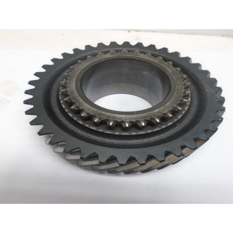 Used Pinion Shaft Gear - 1st & 5th fits John Deere 2840 3030 3120 3130 L28646
