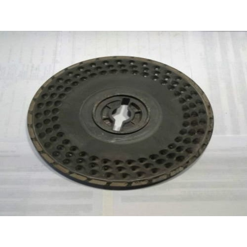 Used Seed Disc - Soybean fits John Deere 1700 1710 1720 1730 1750 1760 1760NT 1765 1765NT 1770 1770NT 1775 1775NT 1780 1785 1790 1795 7200 7300 A42586