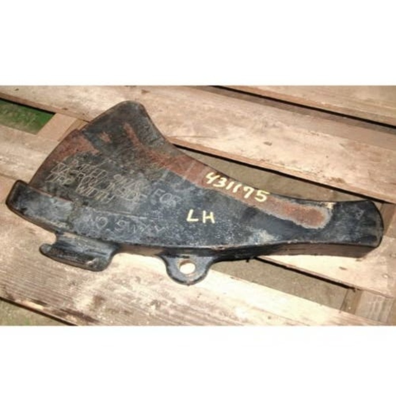 Used Sway Limiter Left Hand fits Case IH Magnum 245 Magnum 275 Magnum 305 Magnum 335 MX210 MX215 MX230 MX245 MX255 MX275 MX285 MX305 293789A5