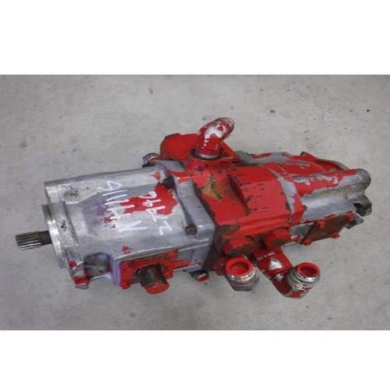 Used Transmission fits New Holland 1116 1118 600084