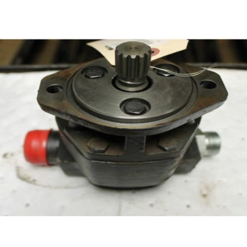 Used Transmission Oil Pump fits Case IH STX275 STX325 STX375 STX425 STX500 370546A1 fits New Holland TJ275 TJ325 TJ375 TJ425 TJ450 TJ500 370546A1
