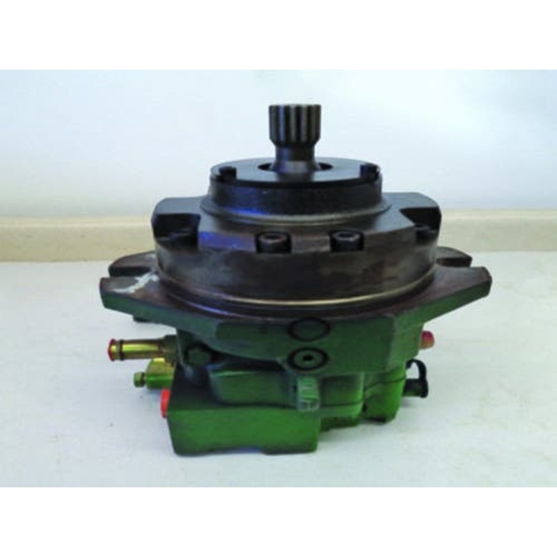 Used RH Front Hydraulic Motor fits John Deere 4710 AN205250 AN205218
