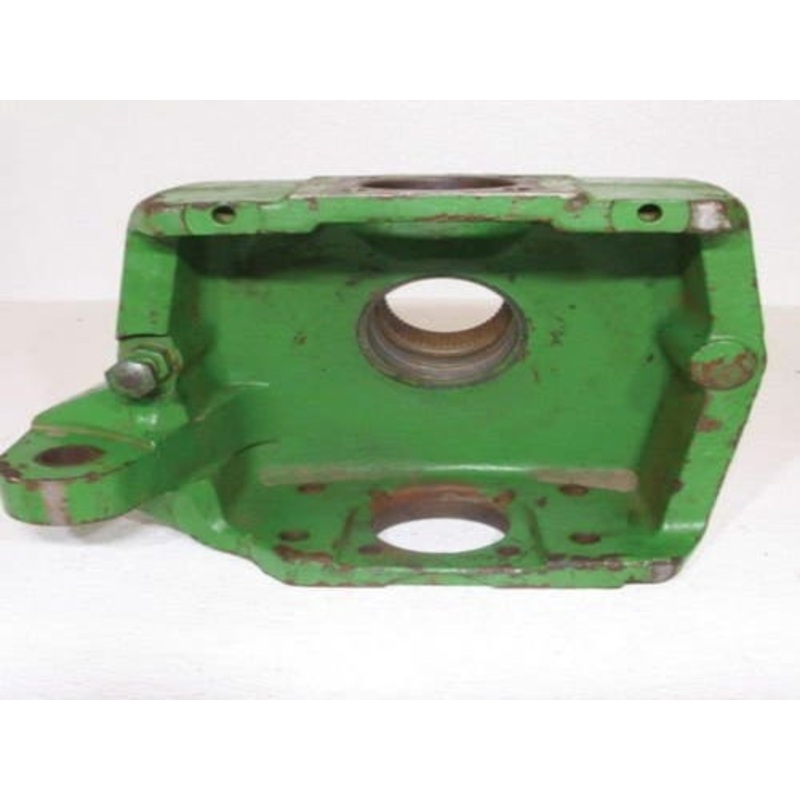 Used FWA Steering Knuckle Housing - Right Hand fits John Deere 6110 6120 6200 6210 6220 6300 6310 6320 6400 6405 6415 6500 L100235 fits ZF 4475405498