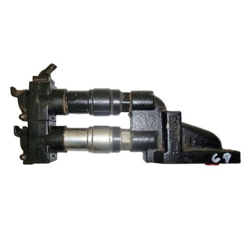 Used Hydraulic Coupler - Left Hand fits New Holland TB80 TB85 TB90 TB100 TB110 TB120 TS90 TS100 TS110 TS115 5610S 6610S 6810S 7610S 5190883