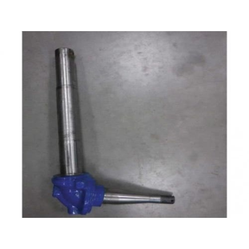 Used Spindle - Right Hand fits Ford 600 700 800 900 2000 4000 81717382 957E3105 NCA3105B