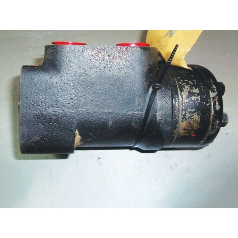 Used Steering Pump fits John Deere 2350 2355 2550 2555 2750 2755 2940 3140 2955 AL69802 AL41633 262-1001-073 262-1001-074 262-1167-002