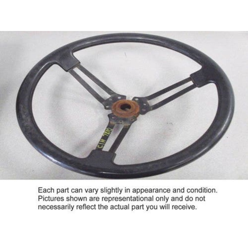 Used Steering Wheel fits Case IH 3220 3230 4210 4240 5120 5130 5140 5220 5230 5240 5250 7210 7220 7230 7240 7250 7110 7120 7130 7140 7150 1340252C1