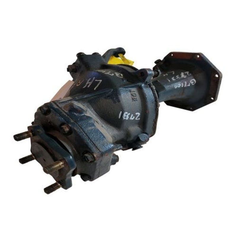 Used Outboard Assembly - Left Hand fits Kubota B1550 B6200 B7100 B7200 66711-56410 67301-56510 67301-56550 66711-56430