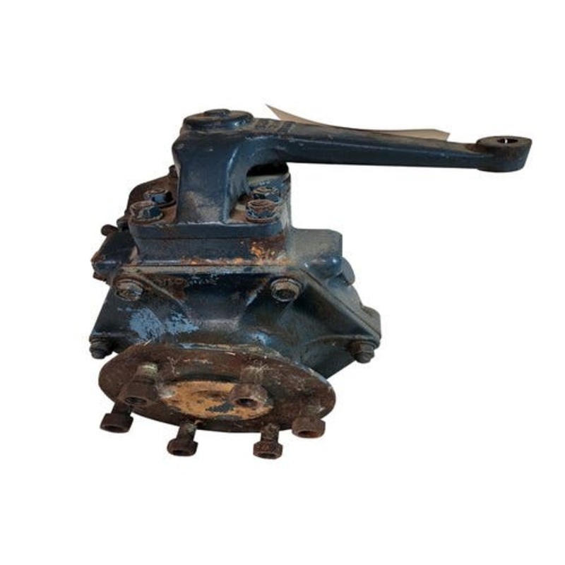 Used Outboard Assembly - Left Hand fits Kubota B2150 B8200 B9200 67521-56310 67121-56833 67521-56810 67521-56370 67521-56320 67521-56330 67521-56210