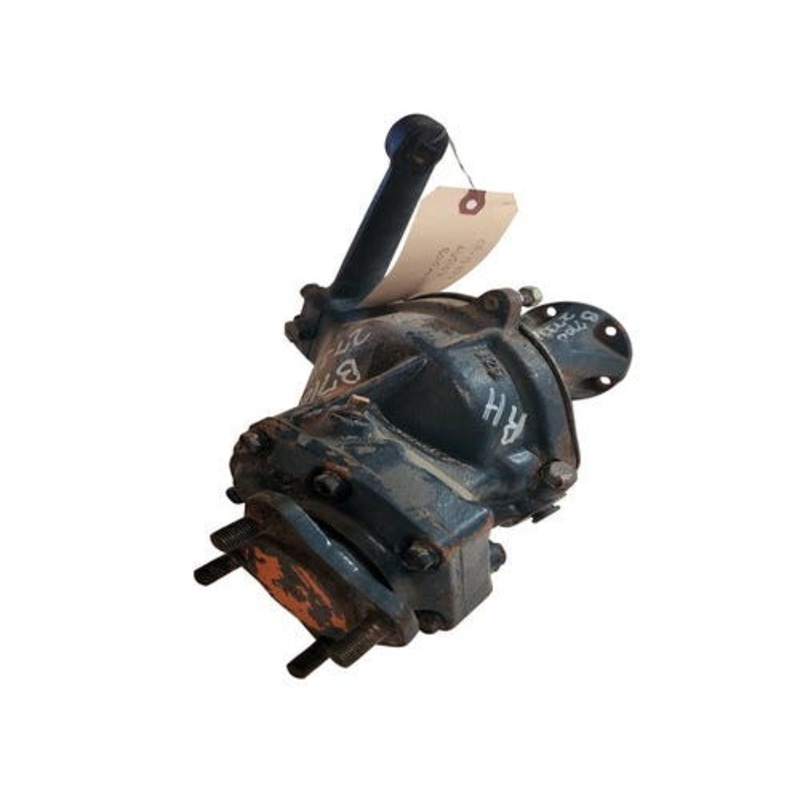 Used Outboard Assembly - Right Hand fits Kubota B1550 B6200 B7100 B7200 66711-56420 67301-56520 67301-56550 66711-56430