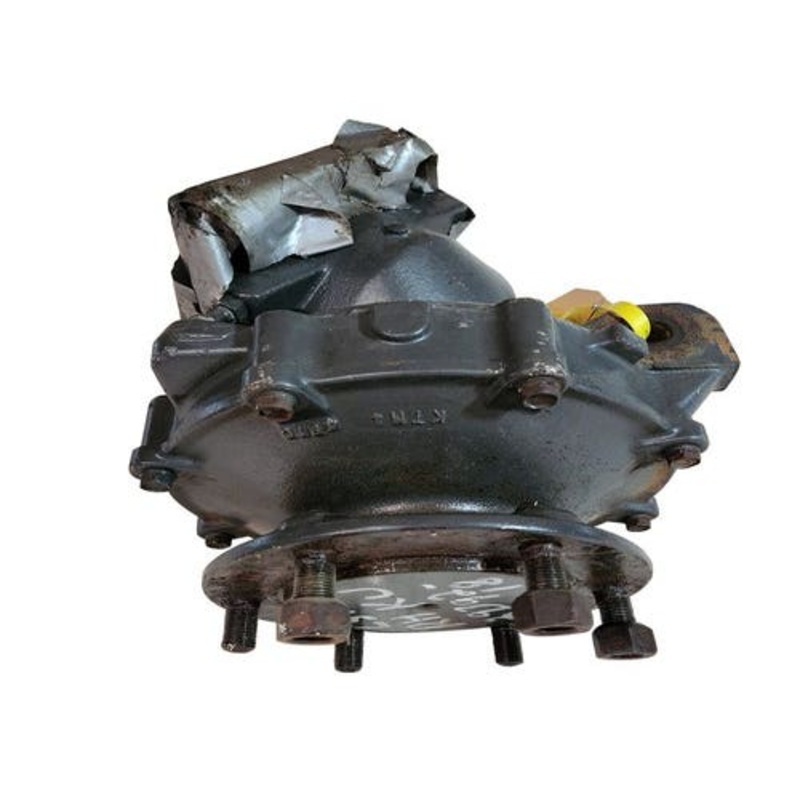 Used Outboard Assembly - Right Hand fits Kubota L2501 L2800 L3200 L3400 L3700 L3800 TC220-13010 T1850-13332 TA040-13133 34070-13210 TC220-12800