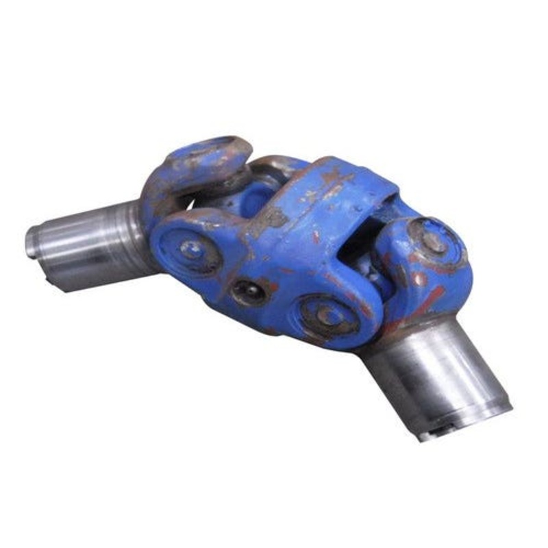 Used Drive Shaft Knuckle Assembly fits Ford TW25 TW35 8730 8830 ZP0501205519 ZP0501205093