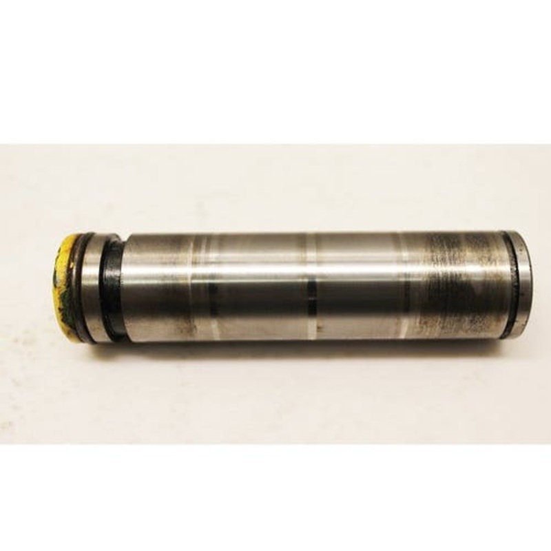 Used MFWD Pinion Shaft fits John Deere 4050 4250 4450 4240S R75863