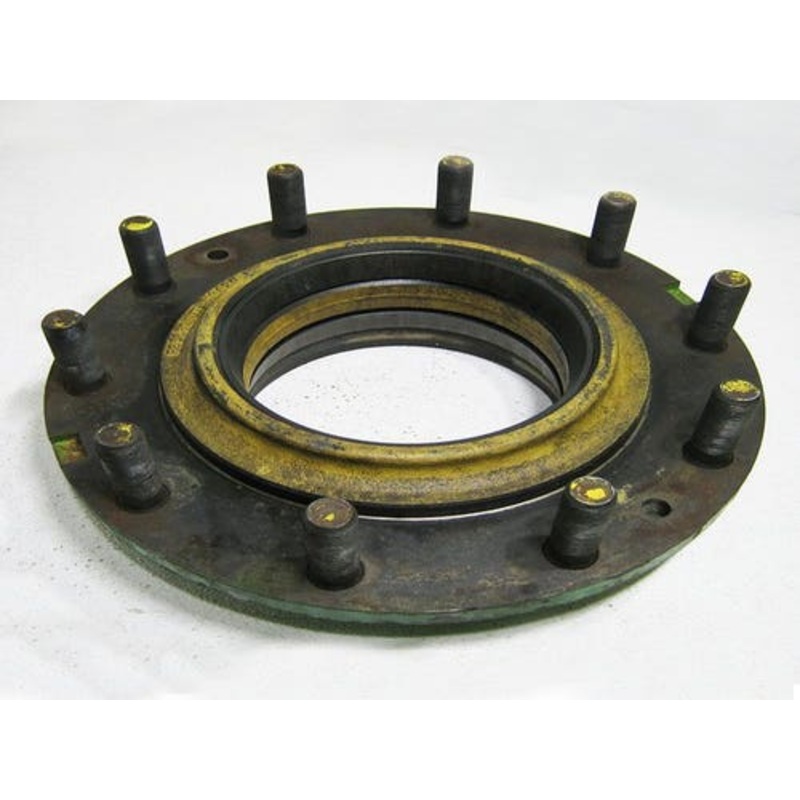 Used MFWD Wheel Hub 10 Bolt fits John Deere 4050 4055 4250 4255 4450 4455 R85631
