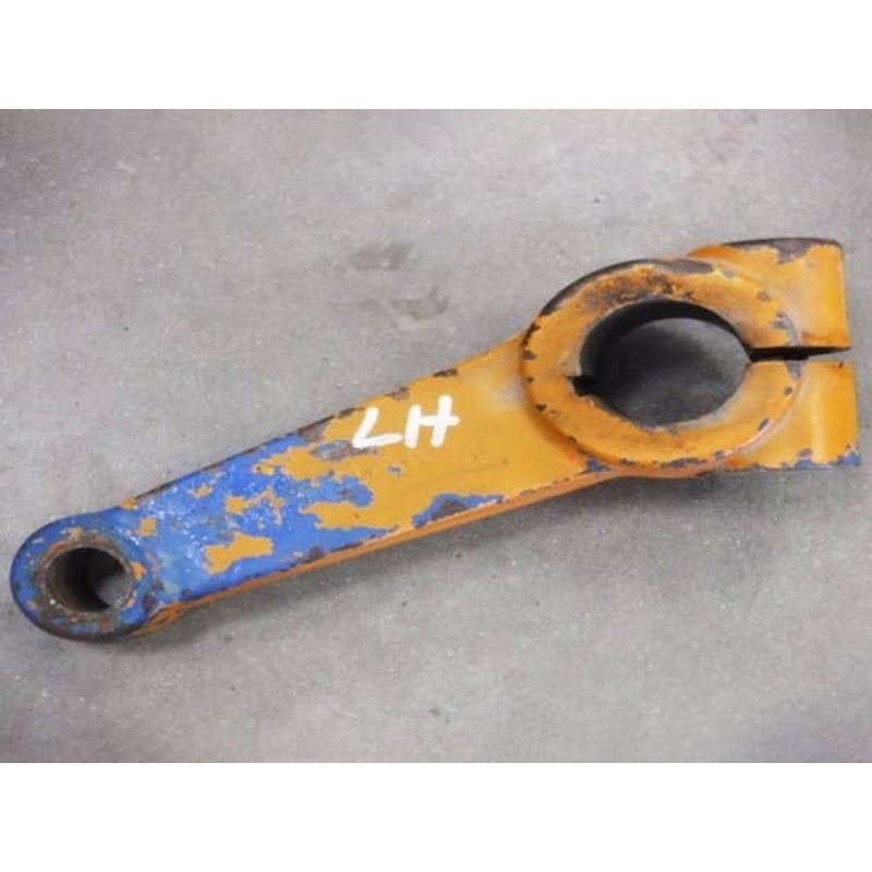 Used Steering Arm - Left Hand fits Ford 5100 5110 5600 5610 5900 6410 6600 6610 6810 7100 7600 E3NN3131AA