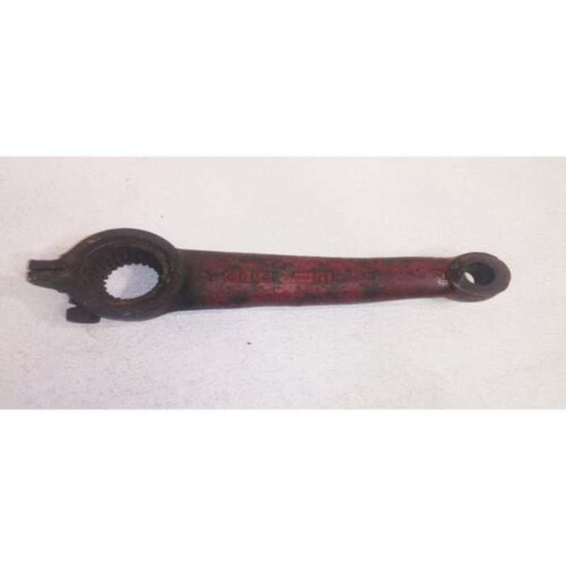 Used Steering Arm - Left Hand fits International Hydro 100 Hydro 186 544 656 666 686 756 766 786 826 856 886 966 986 1026 1066 1086 1456 1486 405459R1