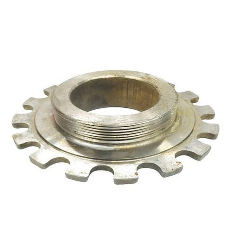 Used MFWD Hub Retainer fits John Deere 7600 7700 7800 7210 7410 7420 7510 7610 7710 7810 7820 7920 8100 8110 8200 8210 8300 8310 8400 8410 R124404