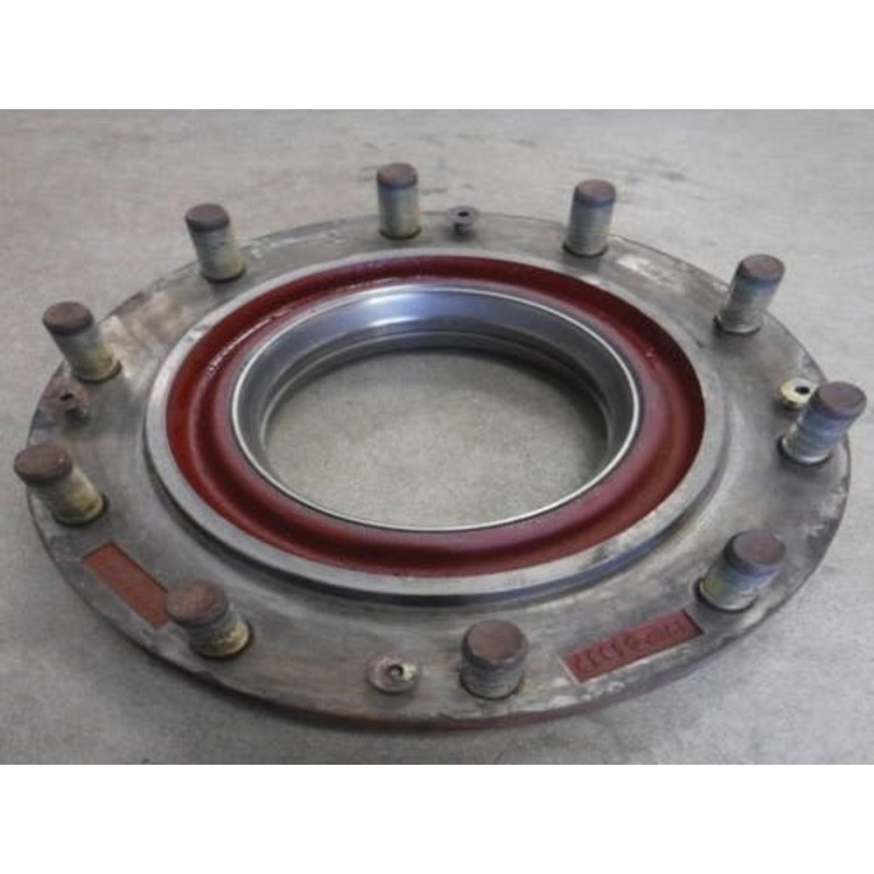 Used MFWD Wheel Hub 10 Bolt fits Massey Ferguson 8240 8245 8250 8260 fits White 8510 fits Allis Chalmers 9755 9765 fits Challenger MT645 fits AGCO