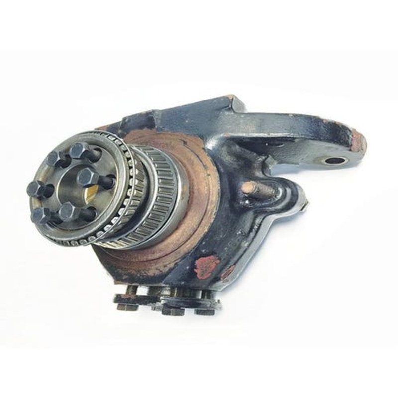 Used MFWD Knuckle Housing - Left Hand fits Case IH C50 C60 C70 C80 C90 C100 CX50 CX60 CX70 CX80 CX90 CX100 MX90C 3230 4210 4230 4240 3220 137049A1