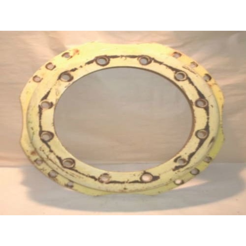Used Wheel Center fits John Deere 7630 7720 7730 7820 7920 8100 8110 8120 8200 8210 8220 8230 8300 8310 8320 8330 8400 8410 8420 8430 8520 R156497
