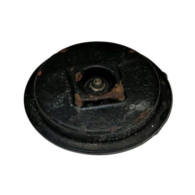 Used Hub Cap fits Massey Ferguson 40 20 40 30 165 253 255 275 283 290 360 362 375 383 390 393 398 399 670 690 40 275 283 290 383 390 690 30 882637M1