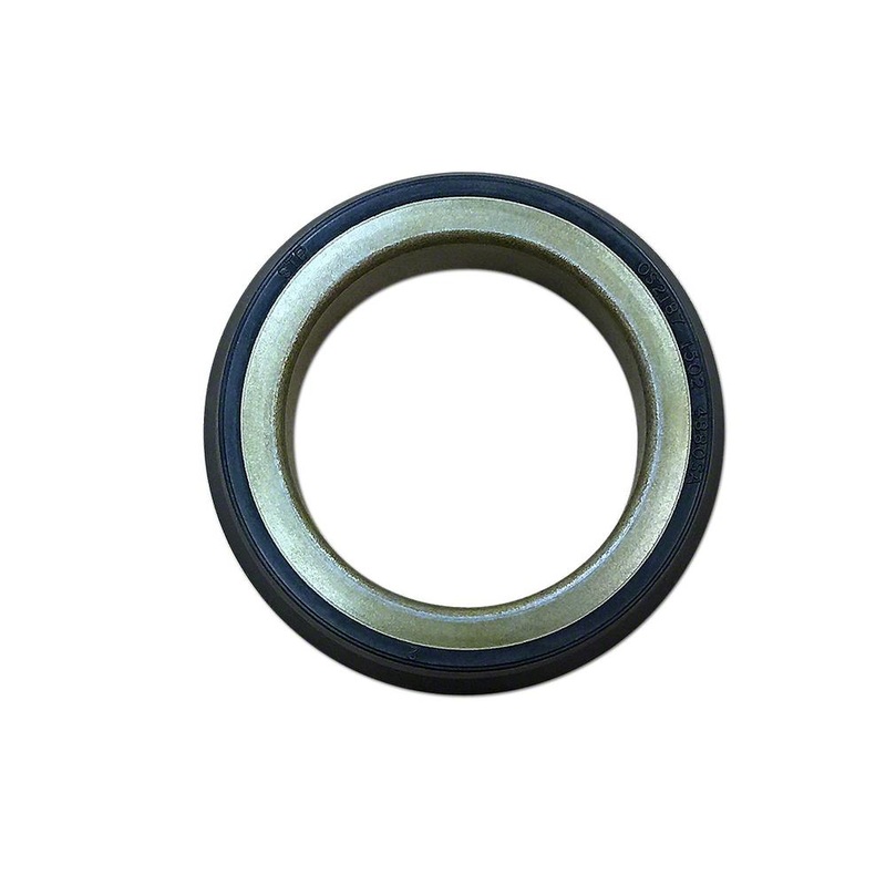 FRONT WHEEL BEARING OIL SEAL FOR PART 350769R91 358798R91 358833R91